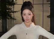 😯媒体人：非常反感某擦边事件，比ta困难的多了，都去擦边吗？