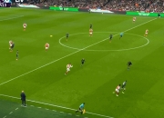 ⚽英超半场：萨卡破门 范戴克头球建功 阿森纳暂2-1利物浦