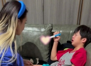 打生长激素25天儿子崩溃，冉莹颖:长1.4cm努力没白费，宝贝不强求