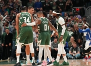 🏀NBA战报：托马斯32分 字母哥22+12+7 崔永熙首秀 篮网115-102击败雄鹿迎赛季首胜