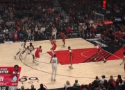 🏀NBA战报：格兰特&西蒙斯合砍55分 锡安莺歌手感冰凉 开拓者125-103大胜鹈鹕