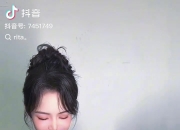 老衲顶不住咧！余霜和Rita合拍短视频：法海 你不懂青蛇的爱吗？