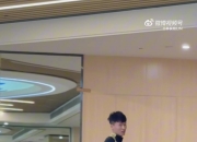 林良铭晒个人训练视频：加班，打工人的圣诞福报！