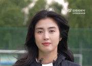 赵丽娜社媒：年初的落泪是不被理解的崩溃，现在的泪是收获的温暖