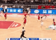🤙皮特森替补出战贡献16分，半场战罢新疆58-40领先深圳18分