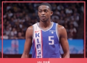 🏀NBA战报：丁威迪30分，福克斯33+6，国王110-100独行侠结束6连败