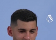 你有多少绰号？🤣杰克逊：很多，CR7、内马尔、Jacko...
