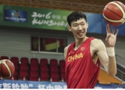 热议周琦转会北京首钢！媒体人：三赢局面 首钢想争冠还得继续补强